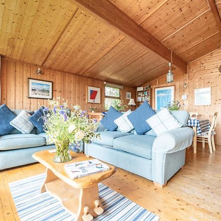Scandinavian Style Lodge In Rock Wadebridge Kültér fotó